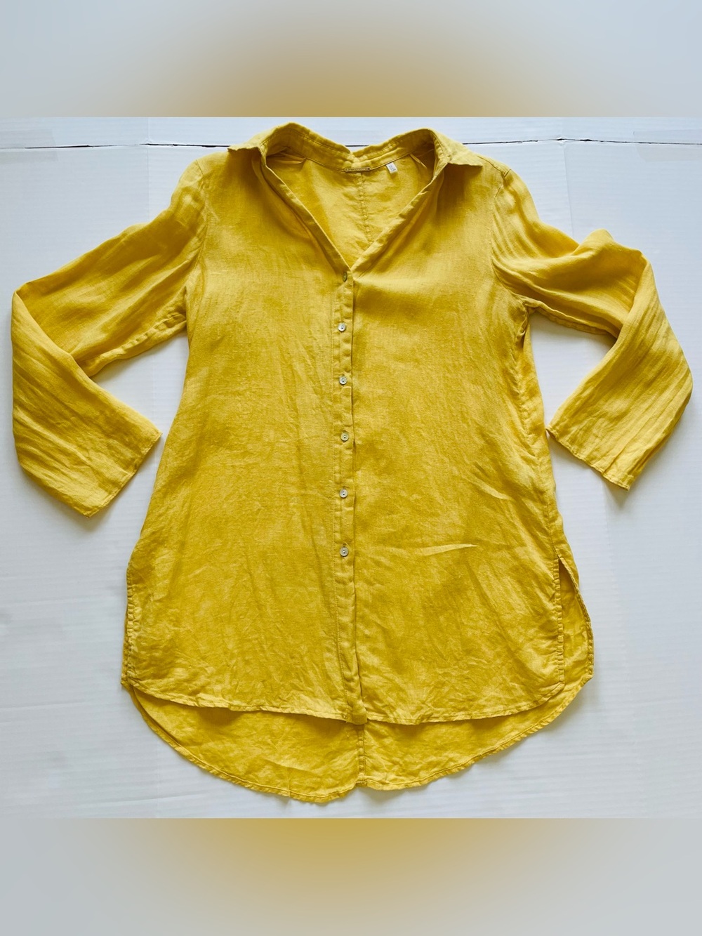 ELIE TAHARI Pastel Yellow 100% Linen Button Down Shirt Blouse S